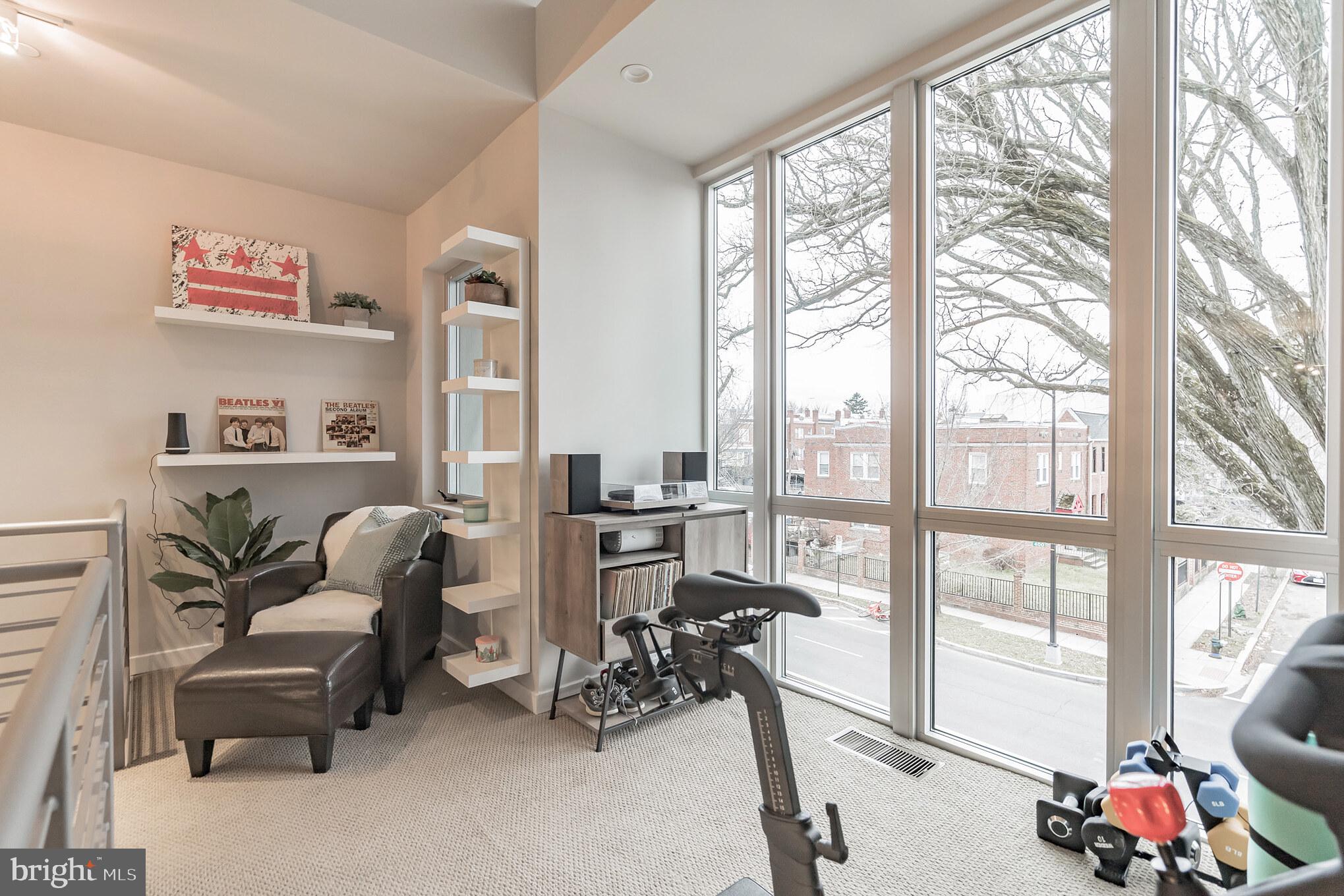 409 17th Street Northeast, Unit A Washington, DC 20002 - Photo 18 of 33