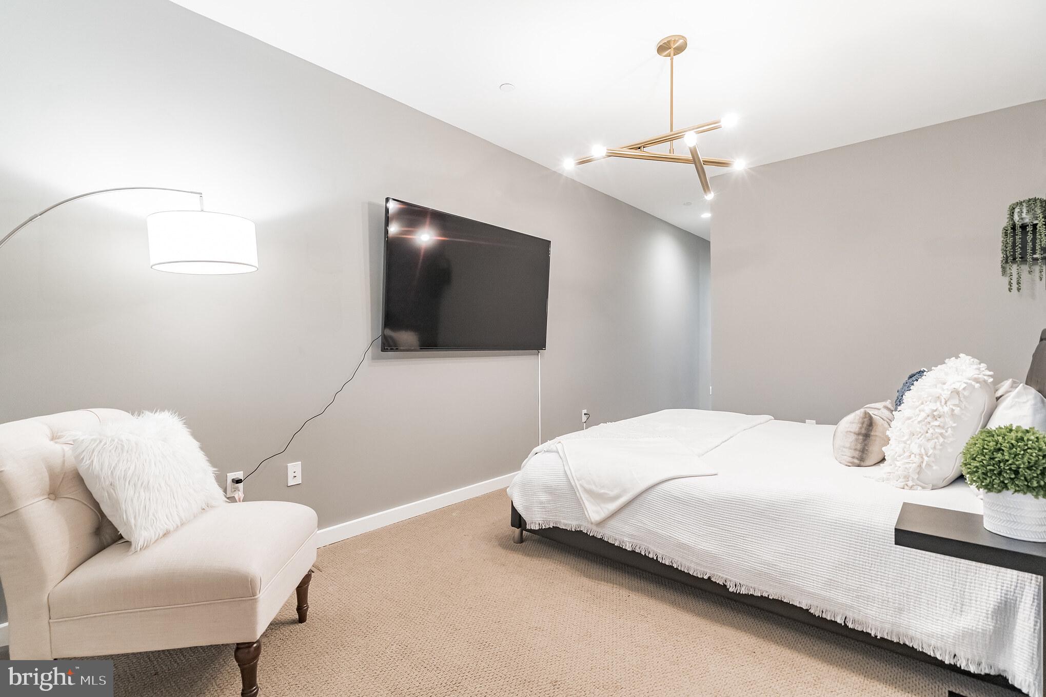 409 17th Street Northeast, Unit A Washington, DC 20002 - Photo 21 of 33