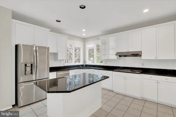 $5,900 | 8403 Woodford Forest Place, Vienna, VA 22182