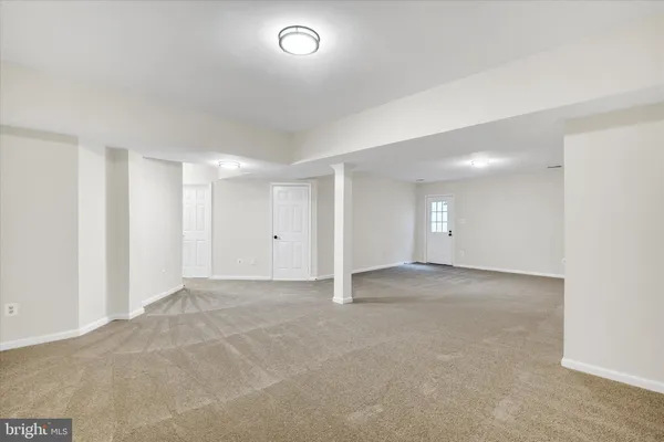 $5,900 | 8403 Woodford Forest Place, Vienna, VA 22182