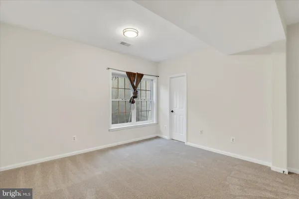 $5,900 | 8403 Woodford Forest Place, Vienna, VA 22182