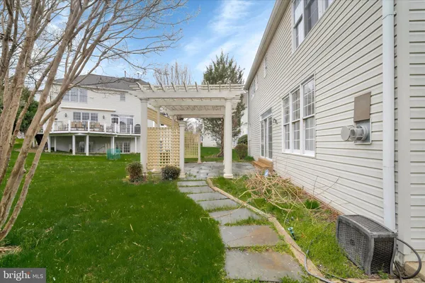 $5,900 | 8403 Woodford Forest Place, Vienna, VA 22182