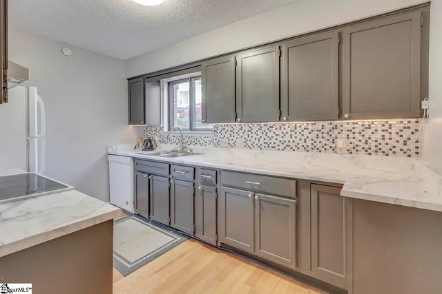 $205,000 | 42 Briarglen Place, Greenville, SC 29615