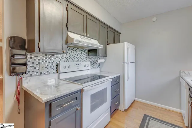 $205,000 | 42 Briarglen Place, Greenville, SC 29615