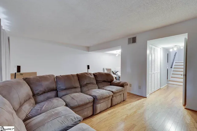 $205,000 | 42 Briarglen Place, Greenville, SC 29615