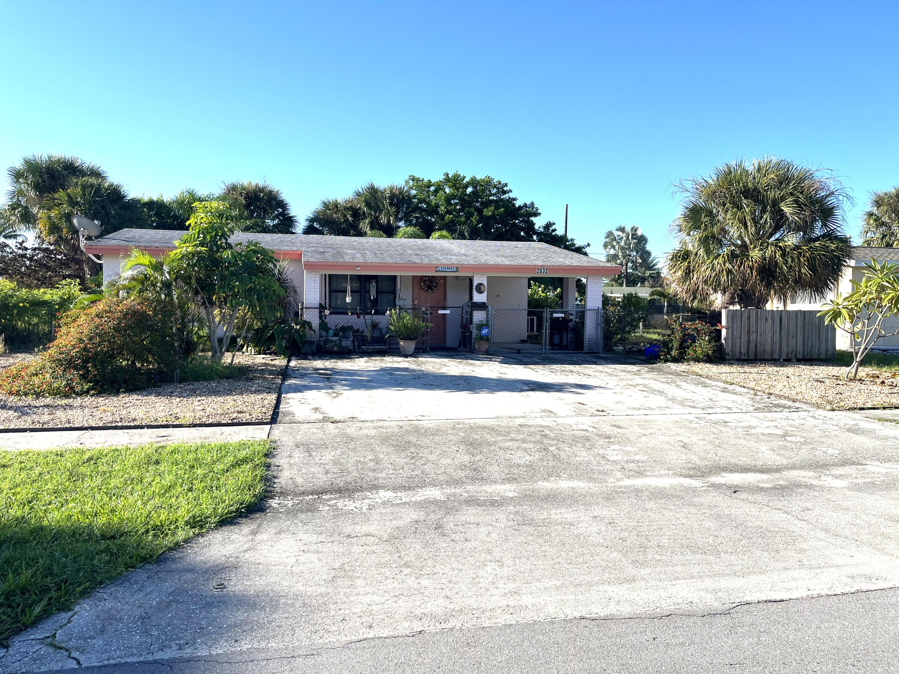 2632 Freeport Road West Palm Beach, FL 33406 - Photo 1 of 6 IMG_4609 (1)