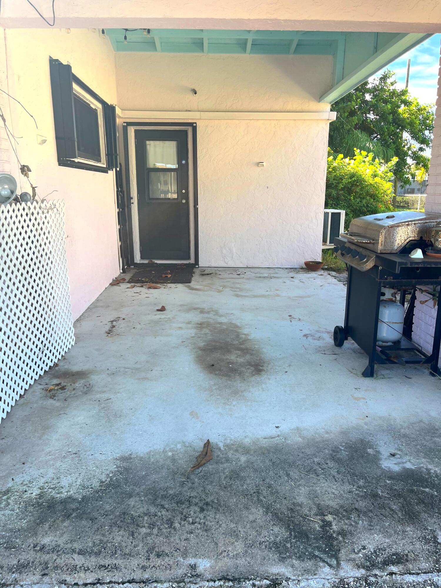 2632 Freeport Road West Palm Beach, FL 33406 - Photo 4 of 6 IMG_4602
