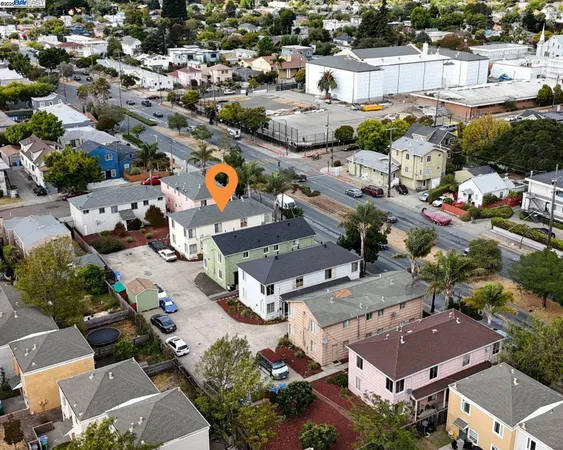$910,000 | 2758 Sacramento Street, Berkeley, CA 94702