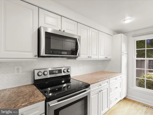 $1,395,000 | 726 South Patrick Street, Alexandria, VA 22314