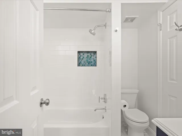 $1,395,000 | 726 South Patrick Street, Alexandria, VA 22314