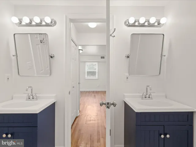 $1,395,000 | 726 South Patrick Street, Alexandria, VA 22314