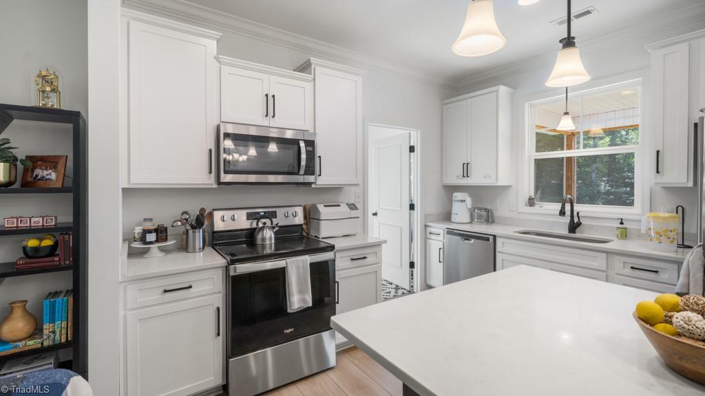 826 Country Lane Pelham, NC 27311 - Photo 15 of 50