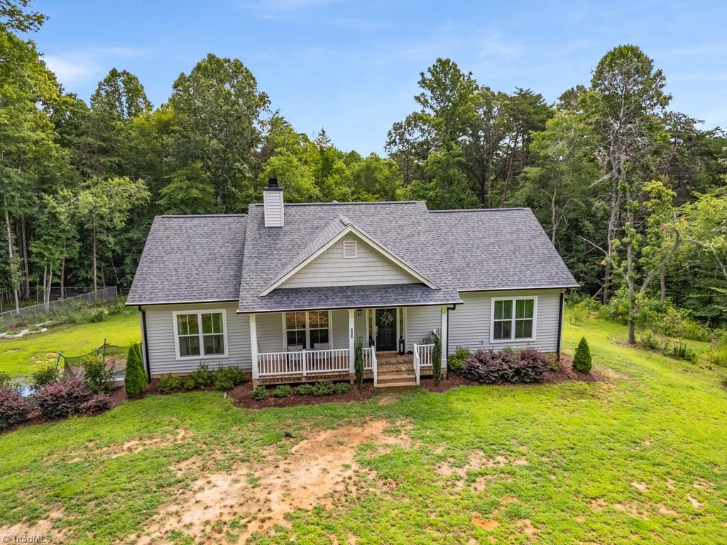 826 Country Lane Pelham, NC 27311 - Photo 5 of 50