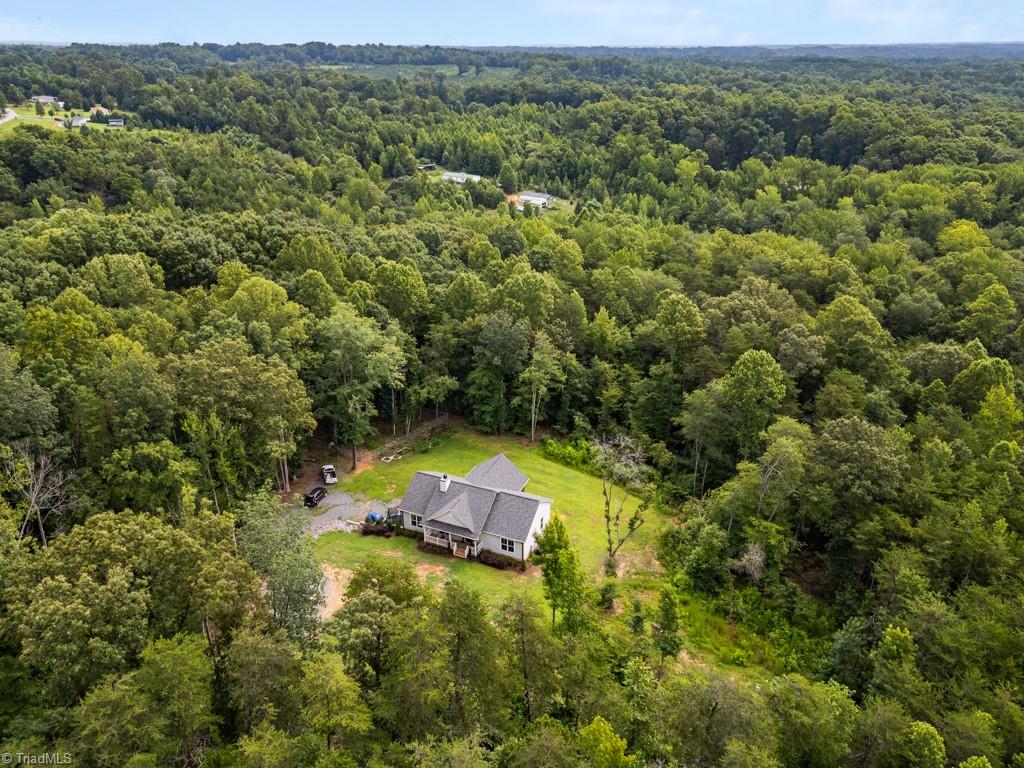 826 Country Lane Pelham, NC 27311 - Photo 6 of 50