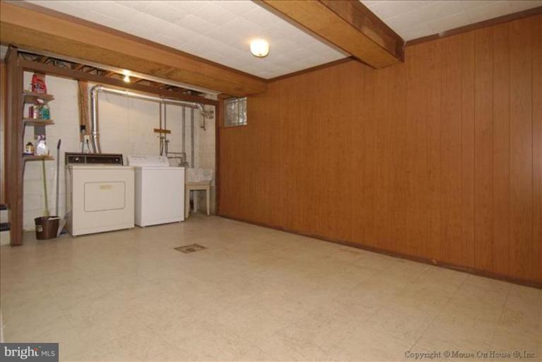 10114 Renfrew Road Silver Spring, MD 20901 - Photo 23 of 27 a view of utility room