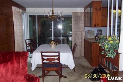 2716 Whitewood Road Bethlehem, PA 18017 - Photo 5 of 11 Dining room