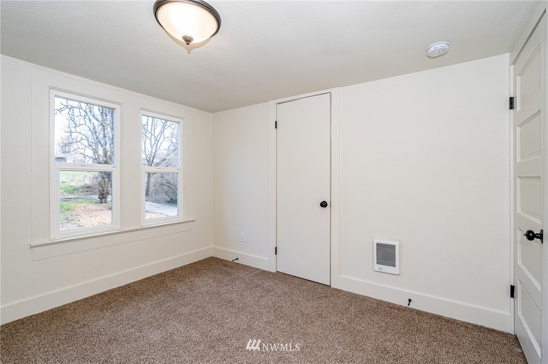 1005 Ham Hill Road Centralia, WA 98531 - Photo 23 of 39 Gallery Image 23