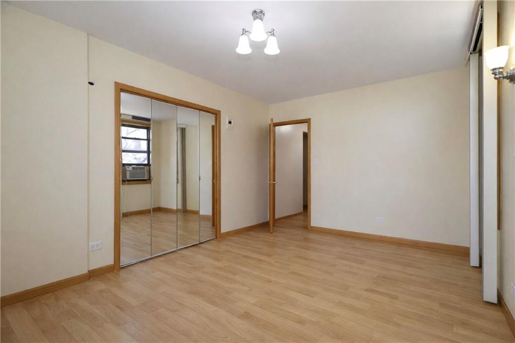 2425 Haring Street, Unit 2H Brooklyn, NY 11235 - Photo 16 of 21