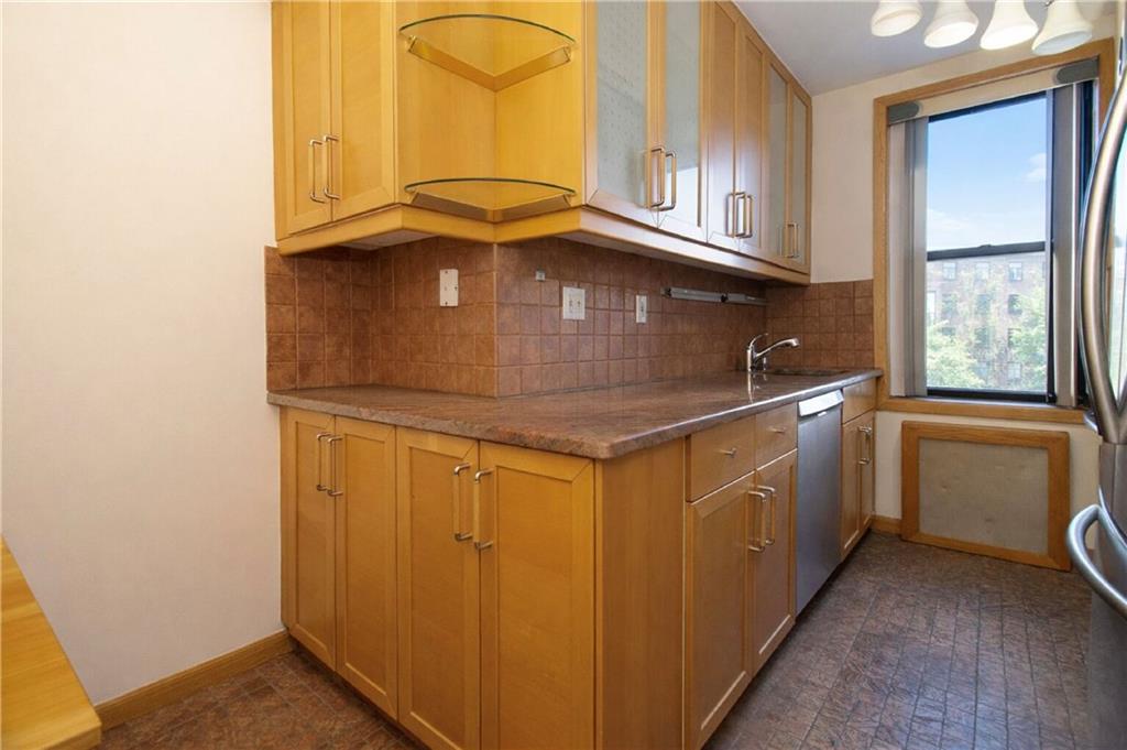 2425 Haring Street, Unit 2H Brooklyn, NY 11235 - Photo 5 of 21