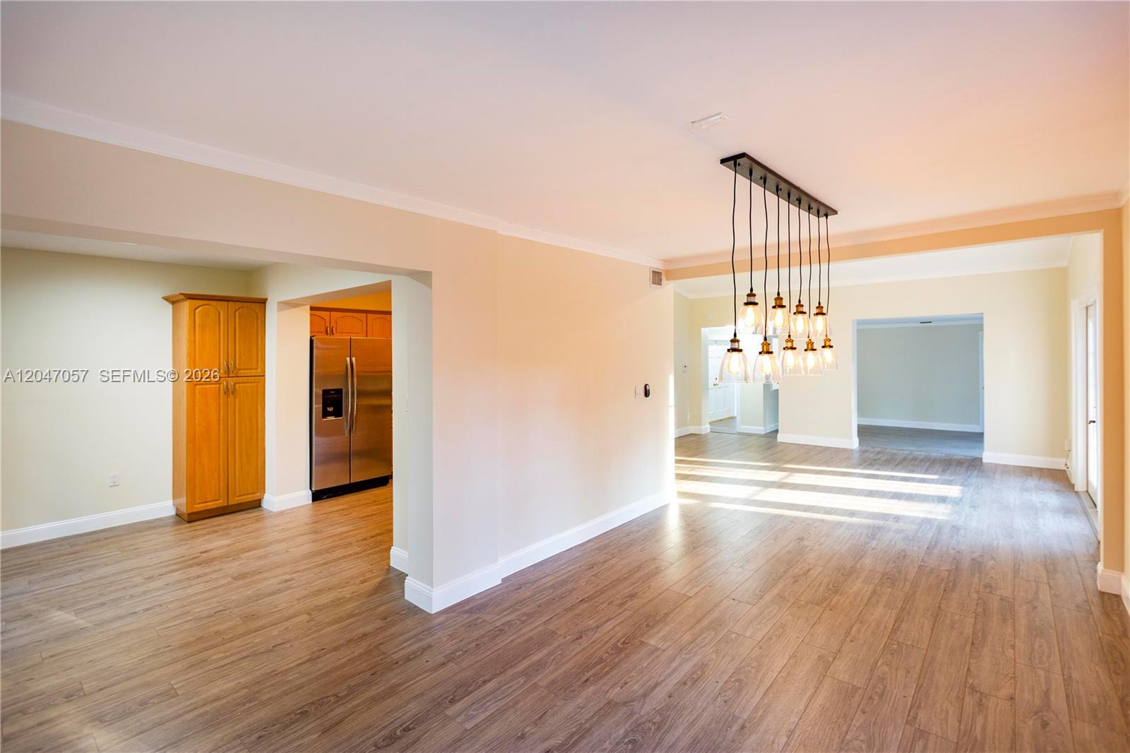 5451 Southwest 80th Street Miami, FL 33143 - Photo 6 of 39