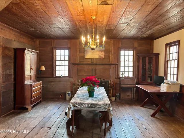 $195,000 | 208 North Sycamore Street, Woodland, NC 27897