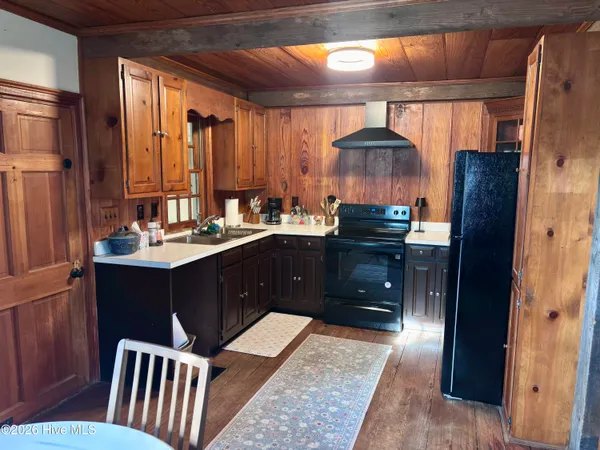 $195,000 | 208 North Sycamore Street, Woodland, NC 27897