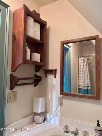 $195,000 | 208 North Sycamore Street, Woodland, NC 27897