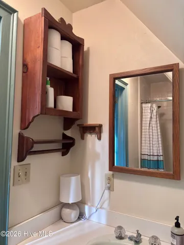 $195,000 | 208 North Sycamore Street, Woodland, NC 27897