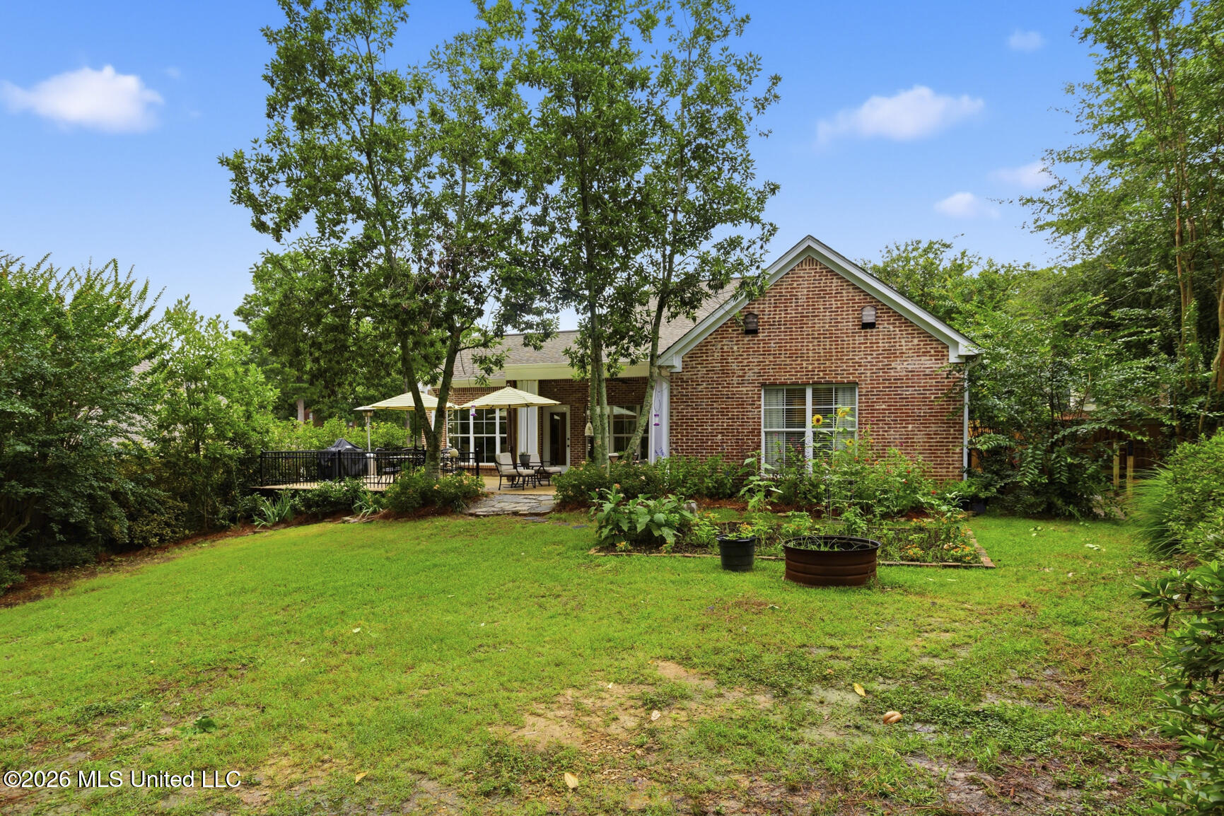 107 Sunflower Road Madison, MS 39110 - Photo 33 of 35 107 Sunflower-39