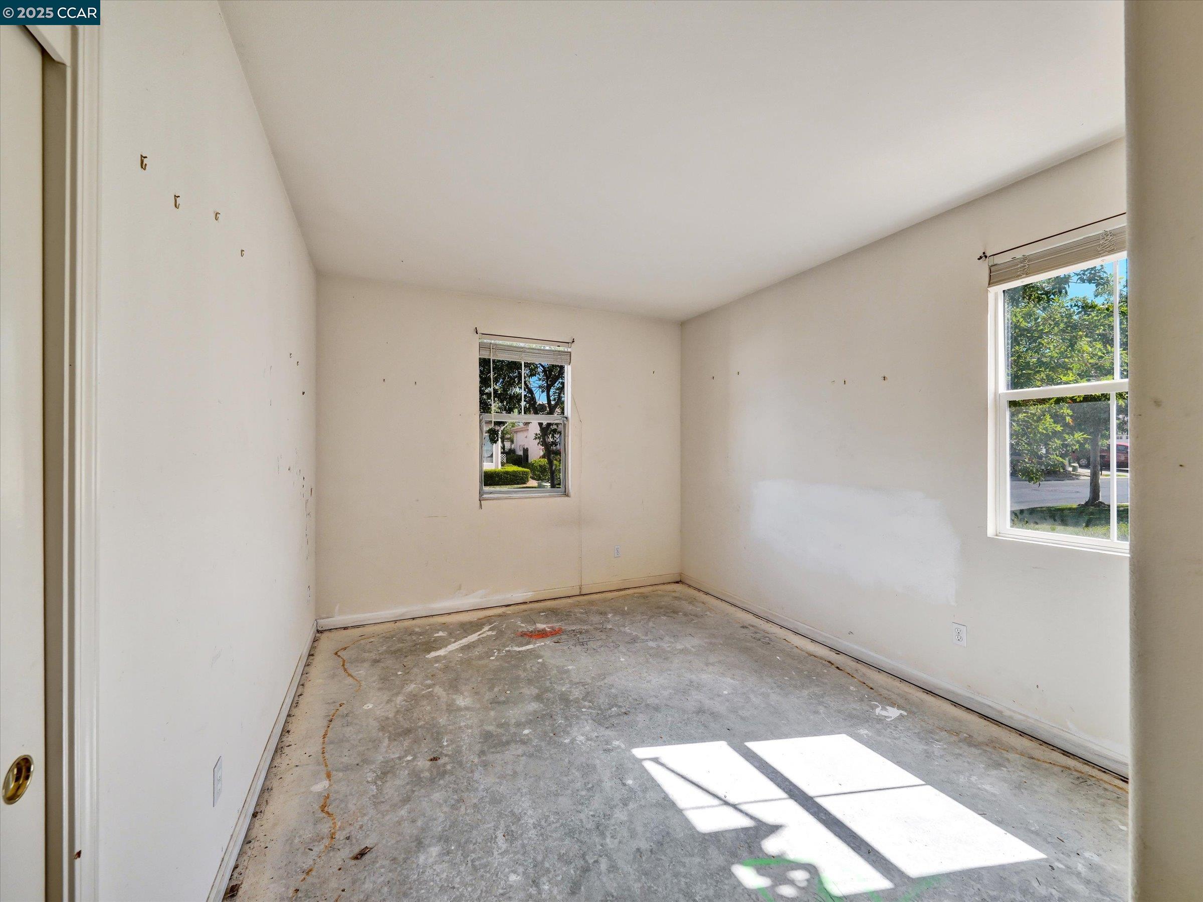 329 Brockton Place Rio Vista, CA 94571 - Photo 21 of 29 an empty room with windows