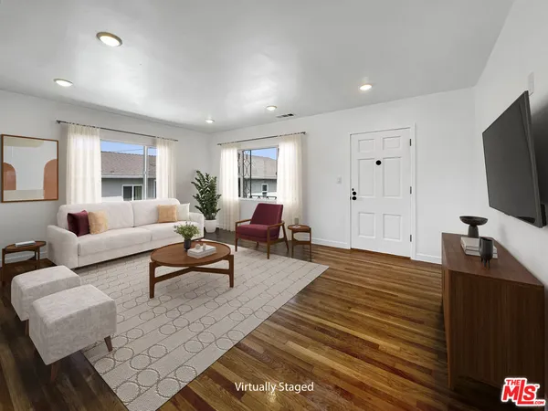 $2,995 | 4161 Marlton Avenue, Unit D, Los Angeles, CA 90008