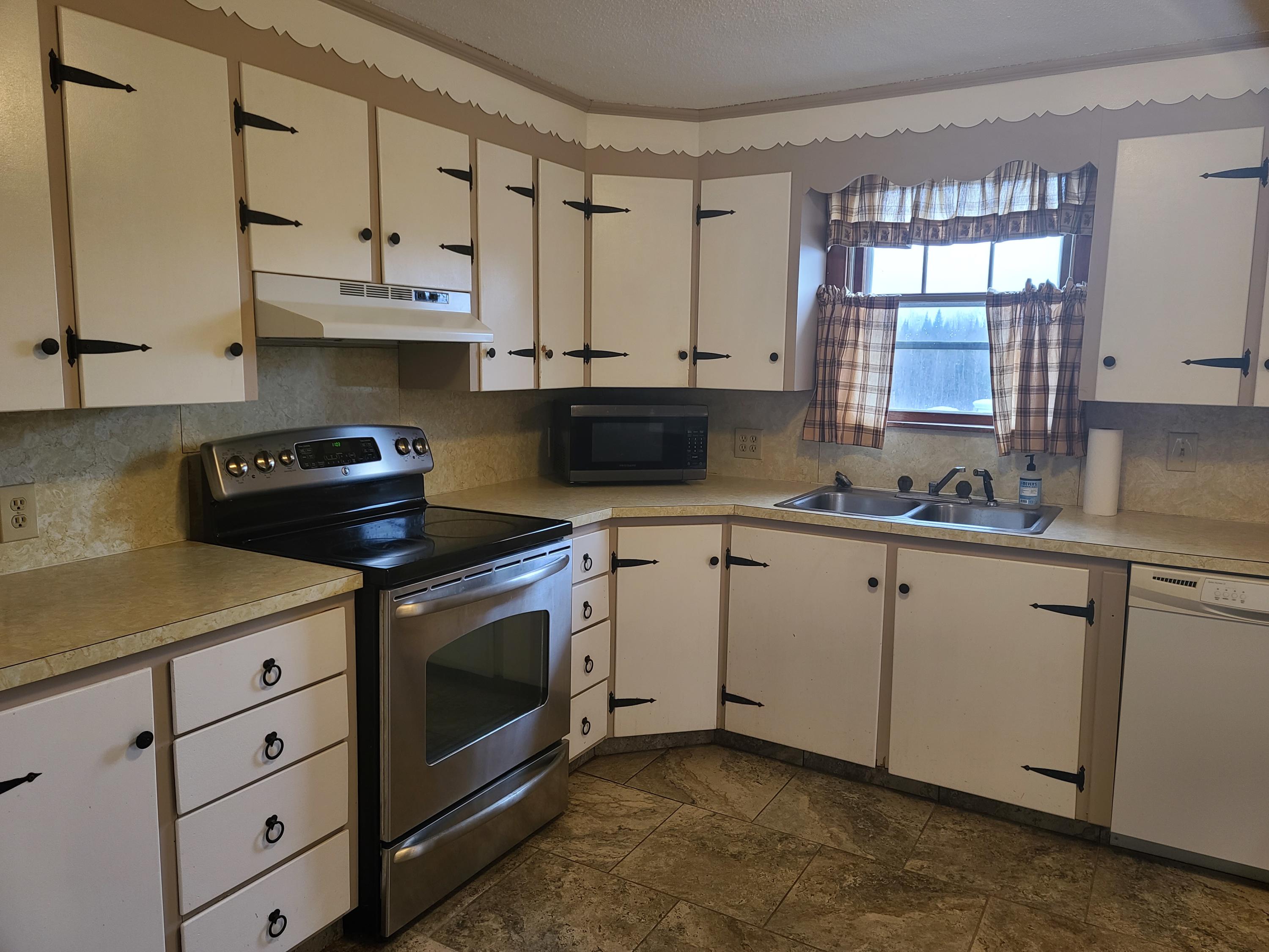 8 Pendleton Ash Way Windham, ME 04062 - Photo 19 of 22 20210405_115932