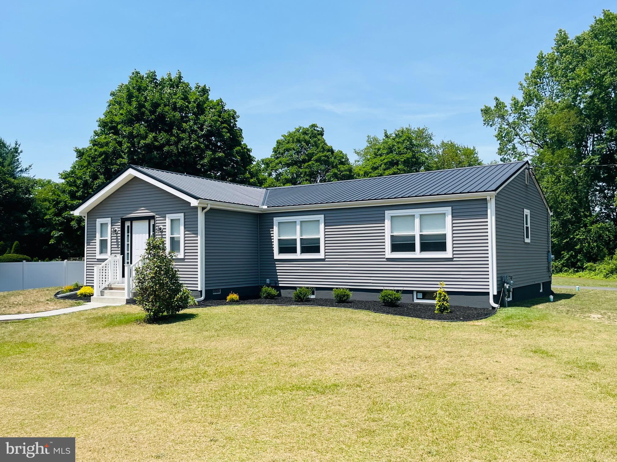 4126 Post Road Vineland, NJ 08360 - Photo 3 of 37