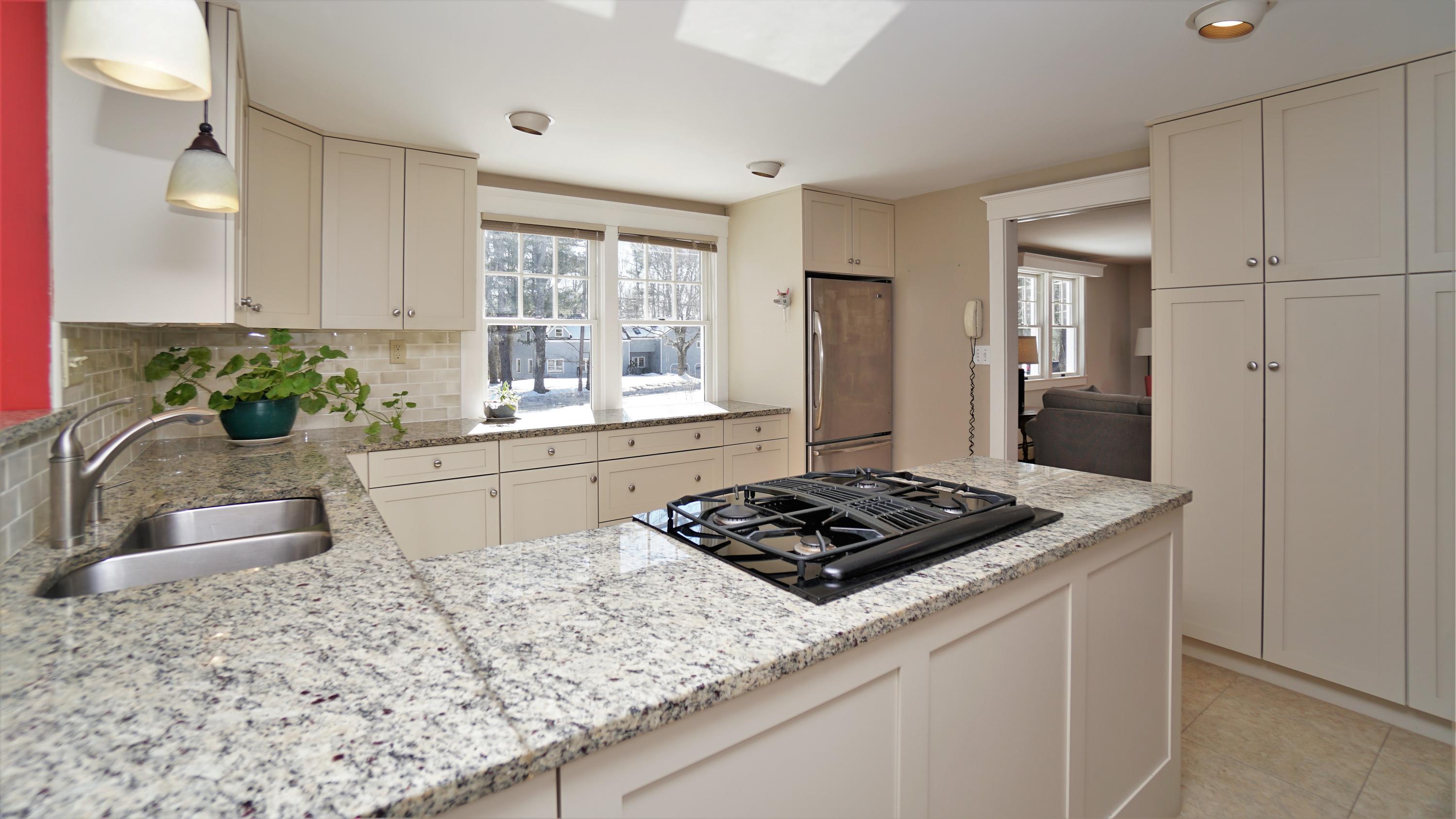 378 Middle Road Falmouth, ME 04105 - Photo 13 of 45 8 (2)
