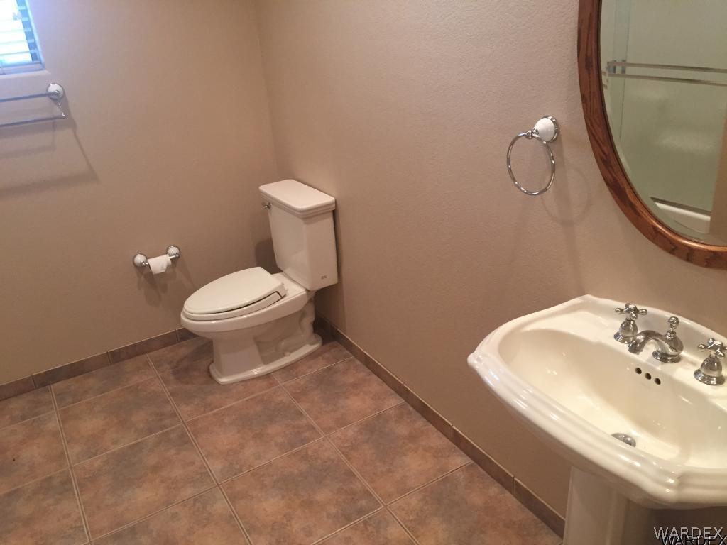 1302 Dike Road Mohave Valley, AZ 86440 - Photo 18 of 29 Guest Bath
