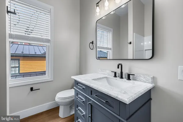 $1,645 | 320 West King Street, Unit 3, East Berlin, PA 17316