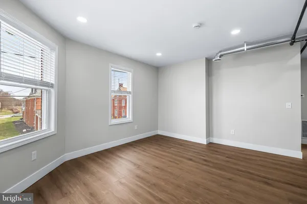 $1,645 | 320 West King Street, Unit 3, East Berlin, PA 17316