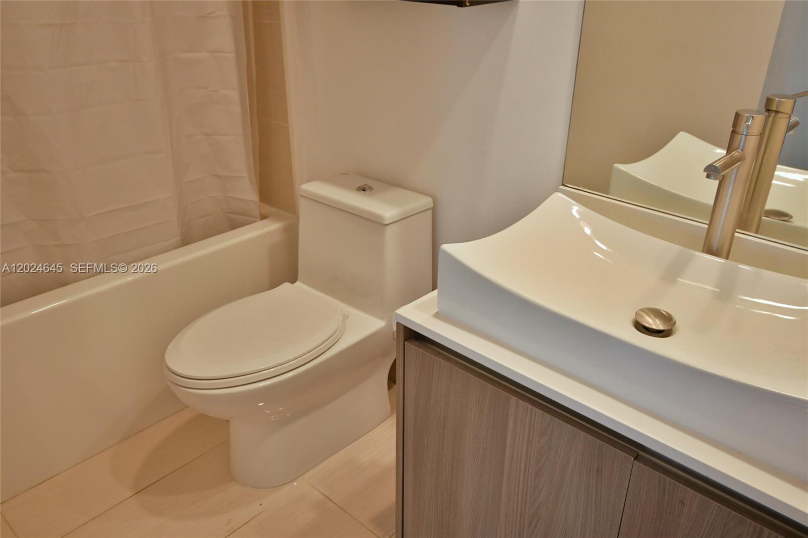 201 Southwest 17th Road, Unit 304 Miami, FL 33129 - Photo 37 of 68