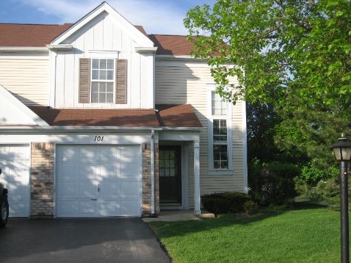 101 North Oltendorf Road, Unit 101 Streamwood, IL 60107 - Photo 1 of 1