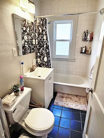 $3,600 | 233 Faneuil Street, Unit 2, Boston, MA 02135