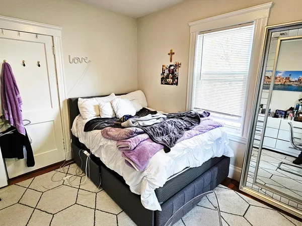 $3,600 | 233 Faneuil Street, Unit 2, Boston, MA 02135