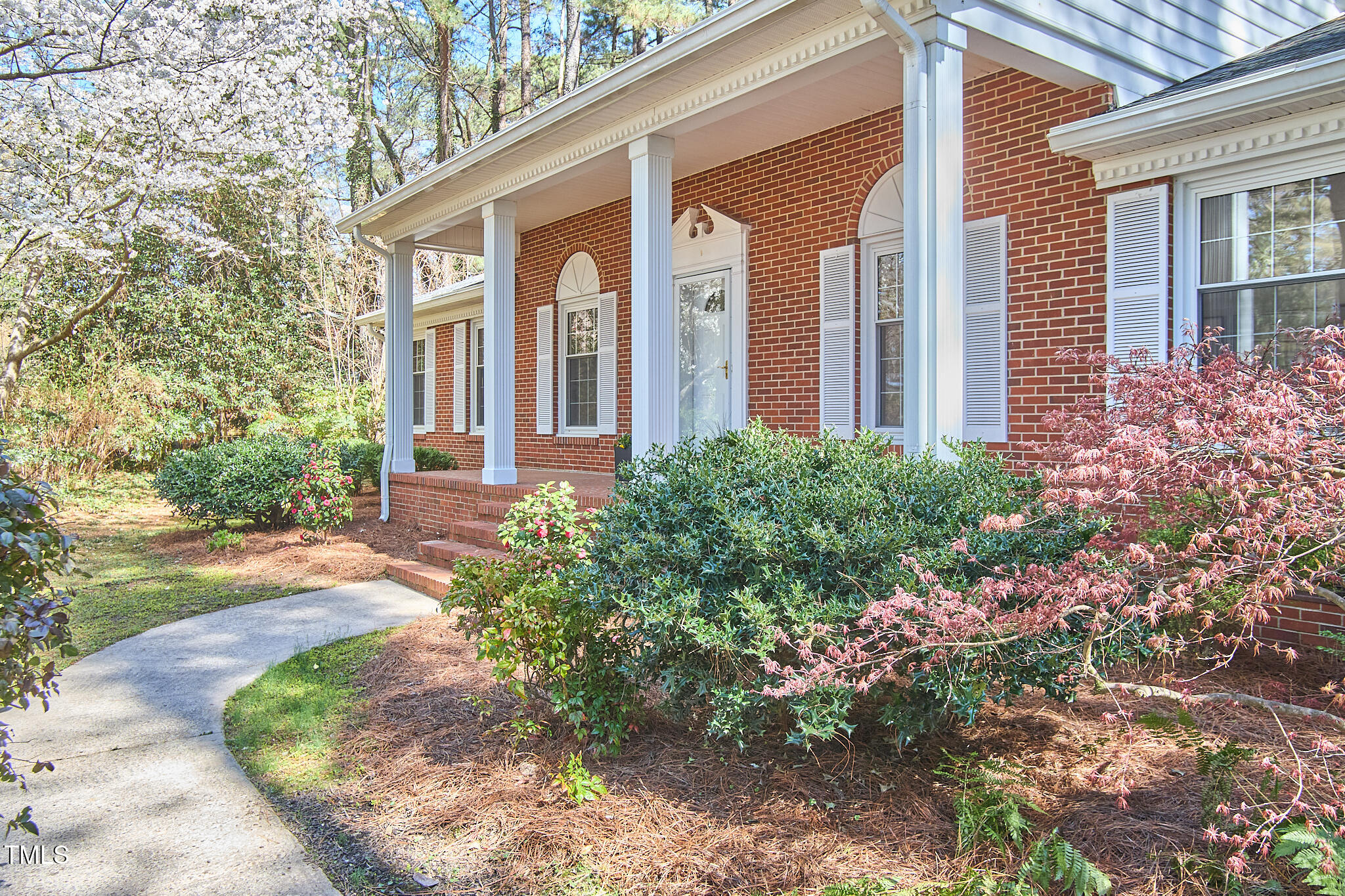 3613 Hope Valley Road Durham, NC 27707 - Photo 3 of 56 011