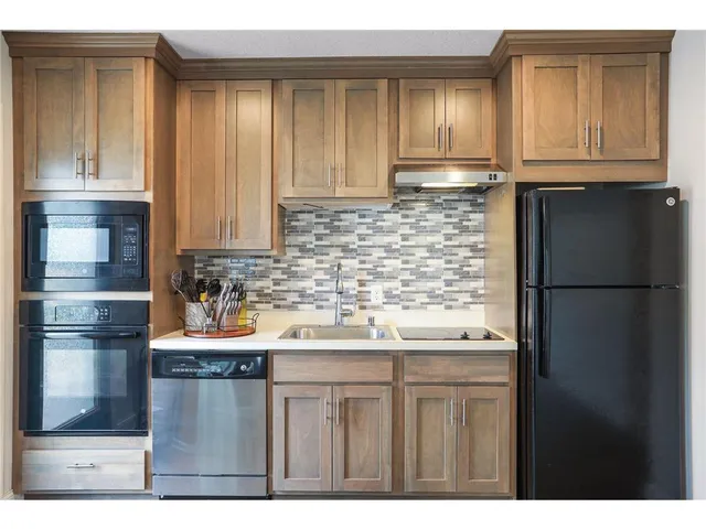 $460,000 | 9513 Scott Lane, Brooklyn Park, MN 55443