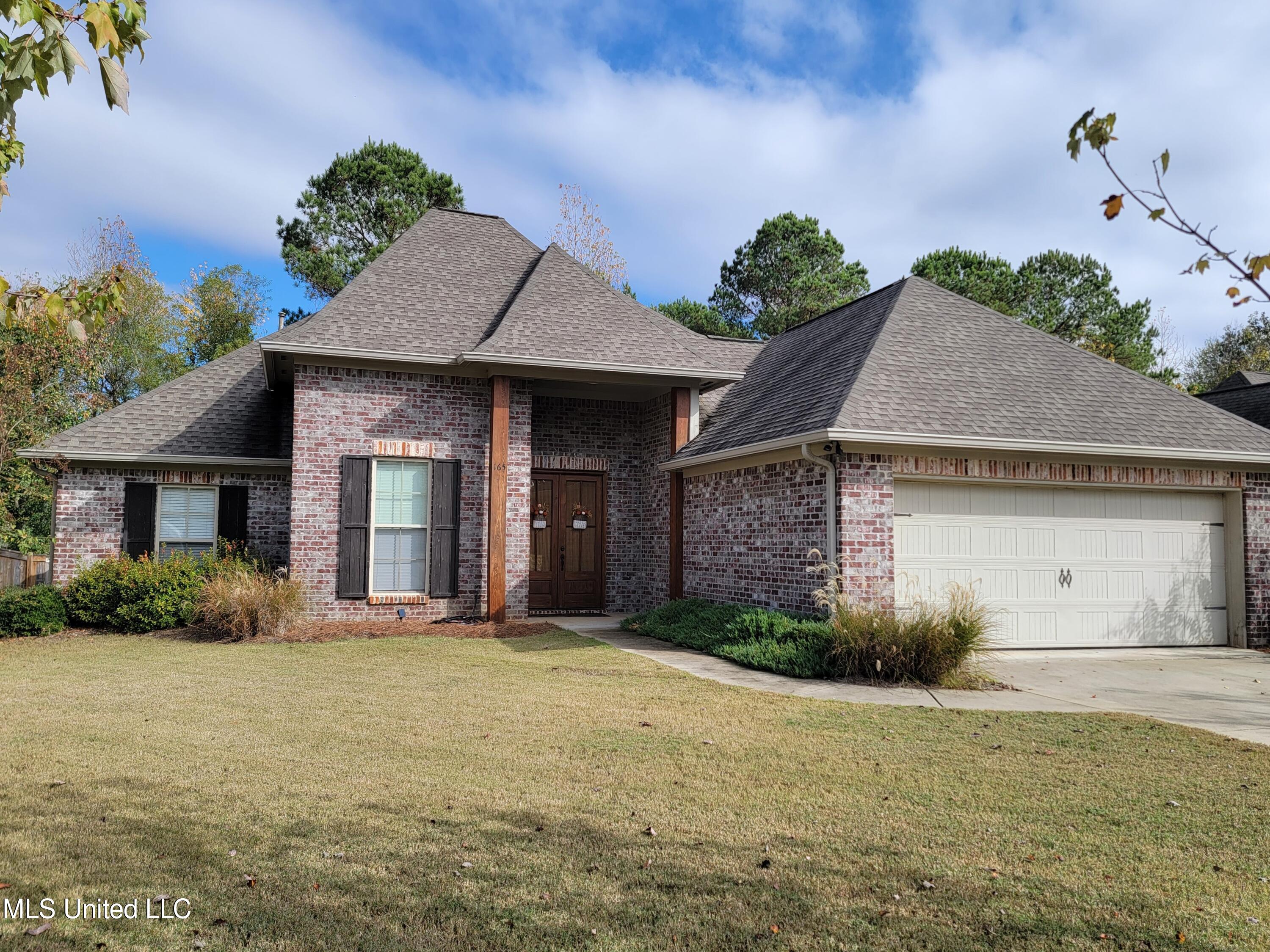 165 Westerly Place Madison, MS 39110 - Photo 1 of 30 20231116_130737