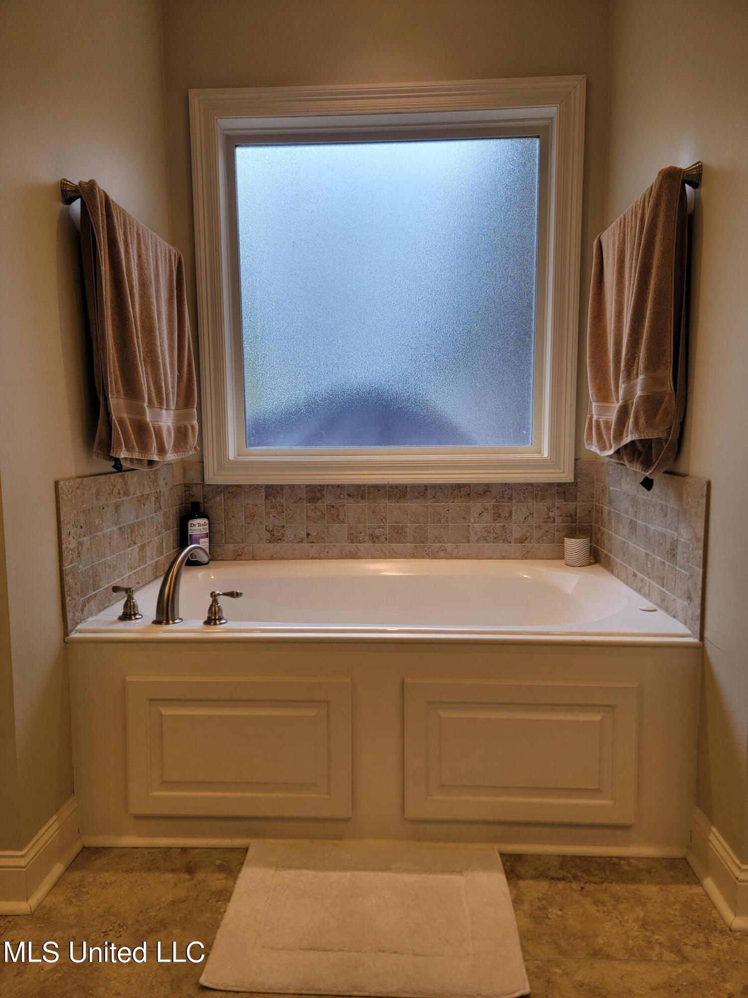 165 Westerly Place Madison, MS 39110 - Photo 21 of 30 20231113_084946