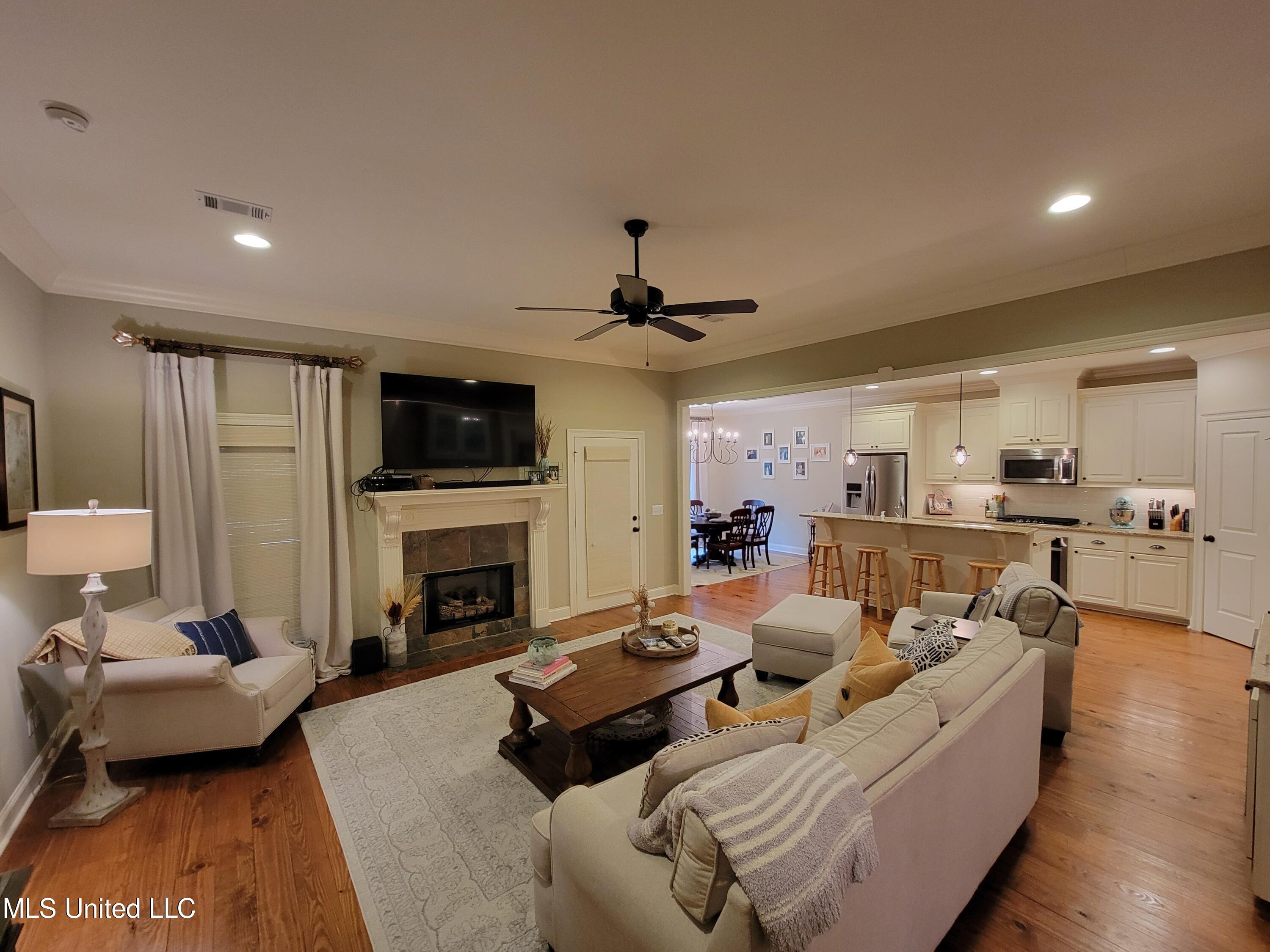 165 Westerly Place Madison, MS 39110 - Photo 5 of 30 20231113_084333