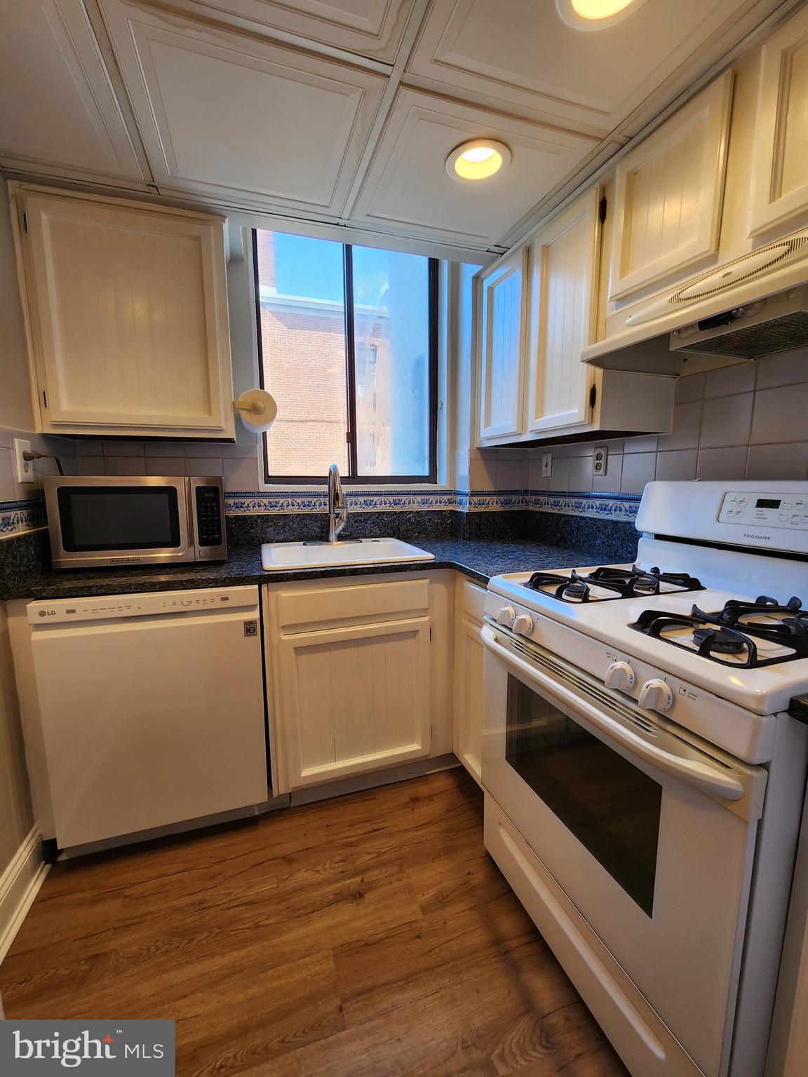 2610 Tunlaw Road Northwest, Unit 103 Washington, DC 20007 - Photo 9 of 38