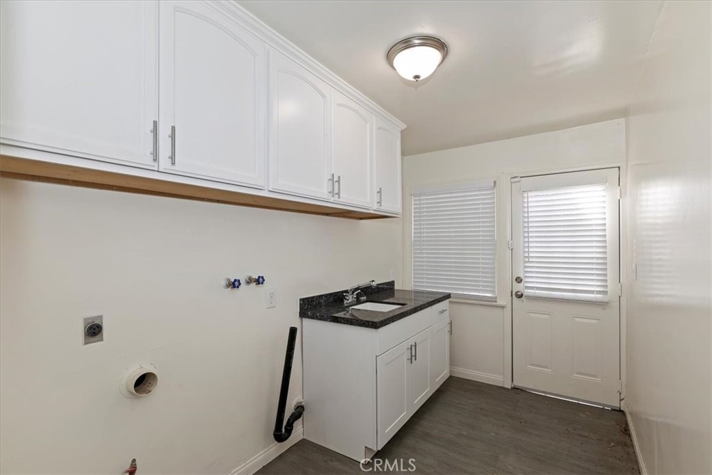 2154 Gainsborough Drive Riverside, CA 92506 - Photo 28 of 43