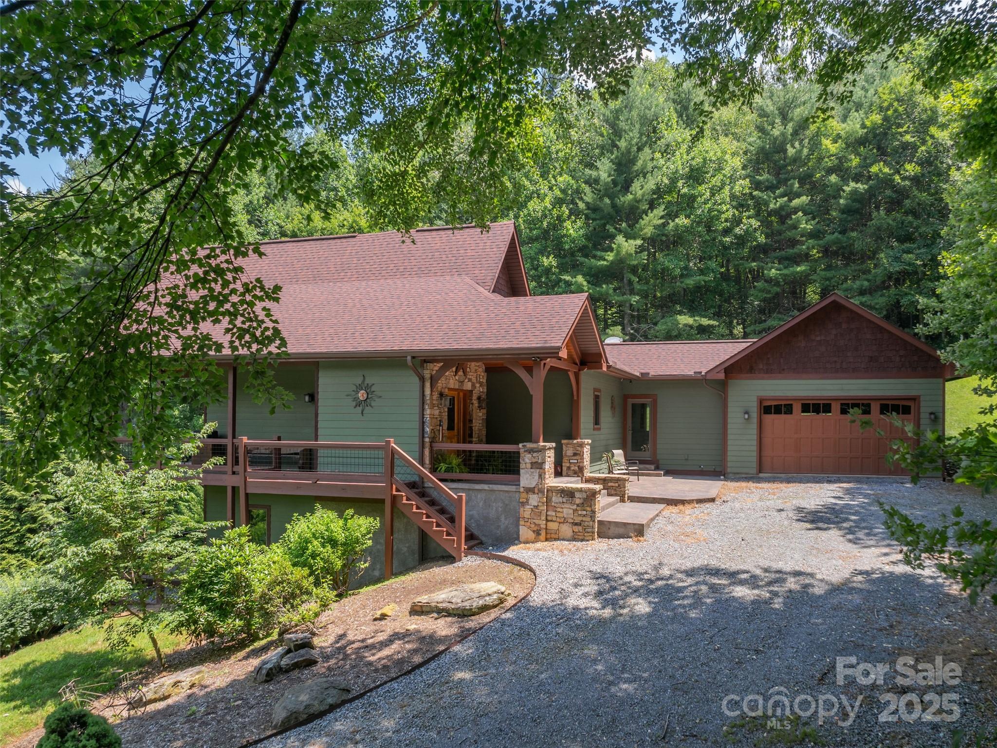 477 Jenkins Road Waynesville, NC 28785 - Photo 4 of 48