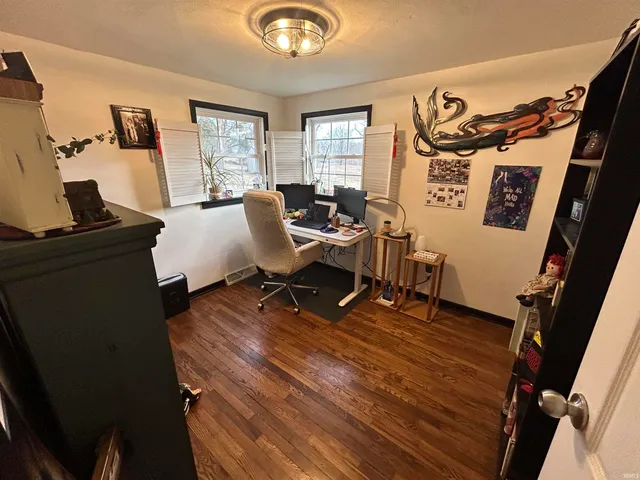 $279,900 | 4910 State Road 46, Bloomington, IN 47404